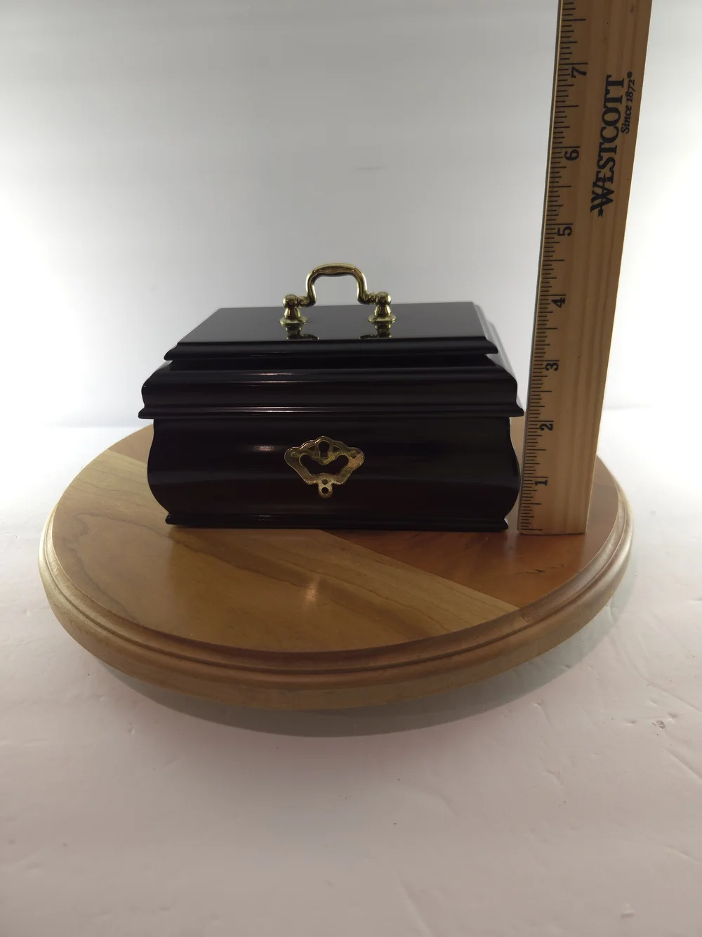 Vintage Mahogany Unisex Watch & Jewelry Box Chest